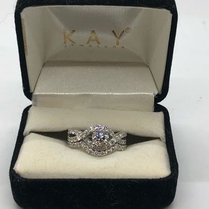 Leo Diamond bridal set